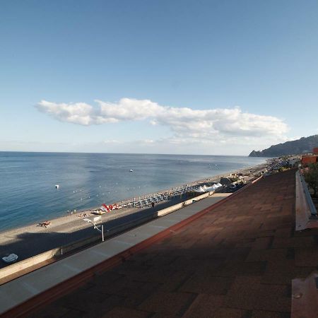 Marina Di Savoca Apartment ซานตาเทเรซา ดี รีวา ภายนอก รูปภาพ